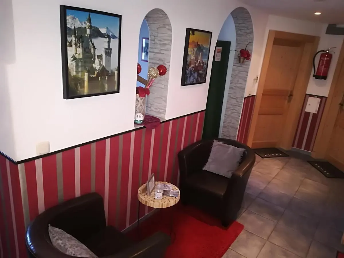 House La Neuschwanstein Blick - Budget City Hotel Füssen