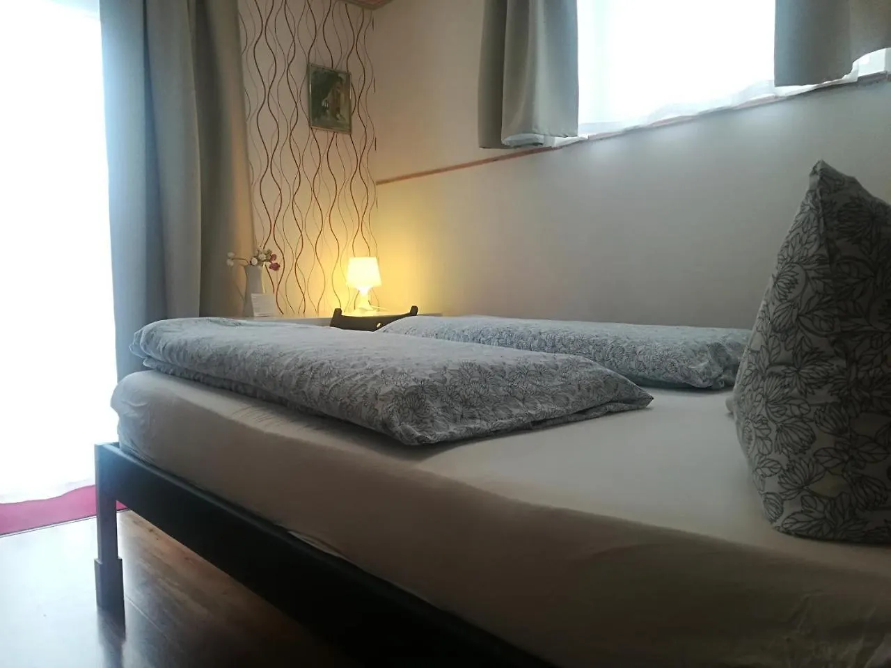 House La Neuschwanstein Blick - Budget City Hotel Fussen Germany
